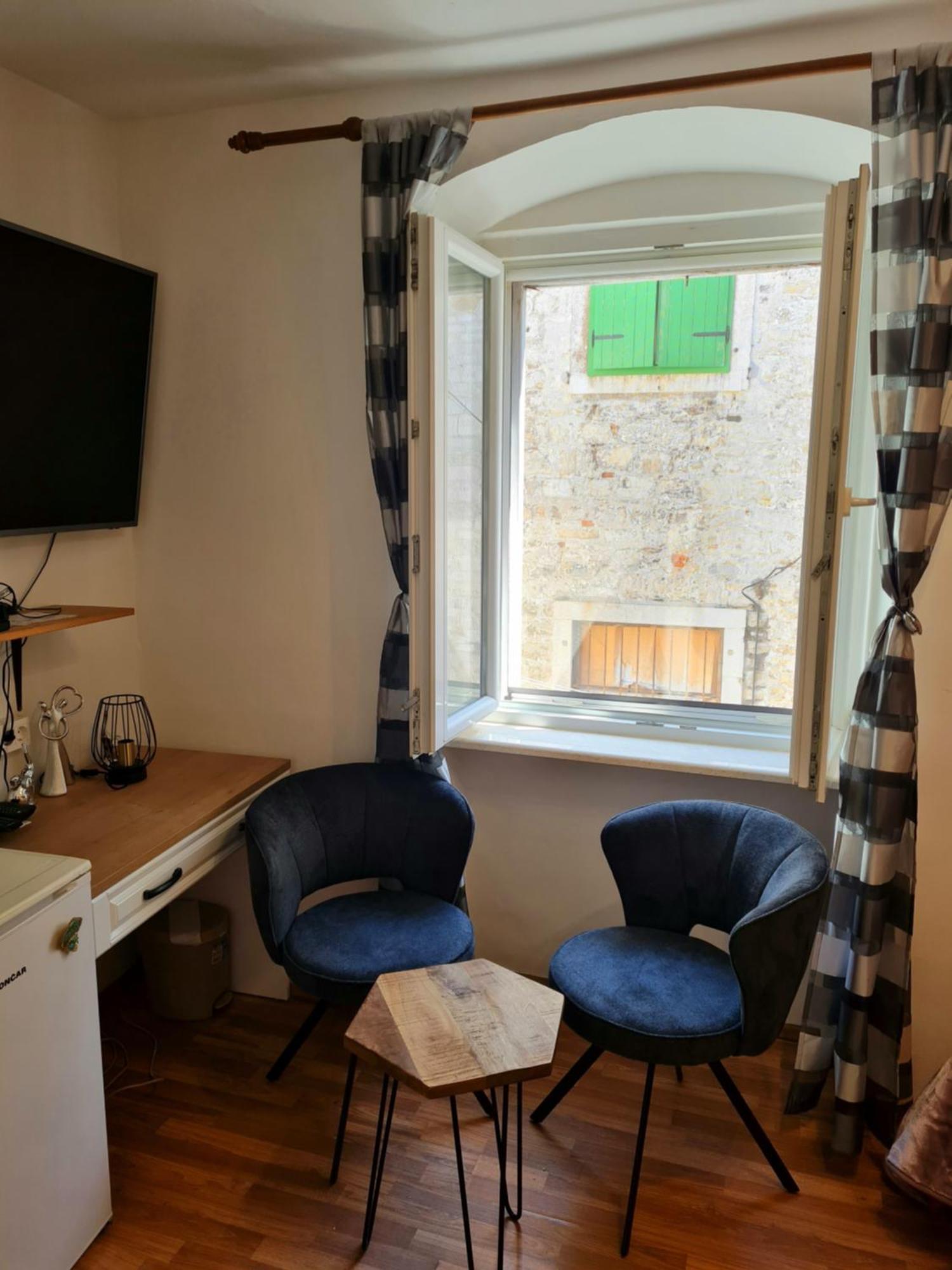 Inchy Accommodation - In The Center Of Diocletian'S Palace Split Exterior foto
