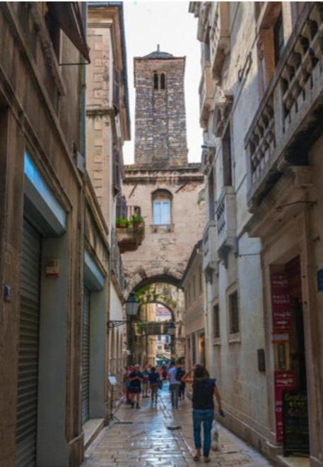 Inchy Accommodation - In The Center Of Diocletian'S Palace Split Exterior foto