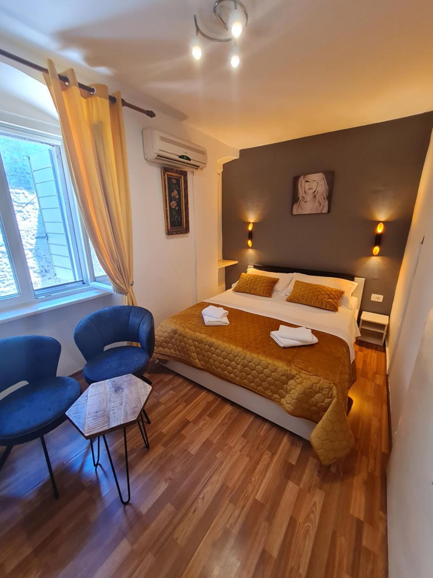 Inchy Accommodation - In The Center Of Diocletian'S Palace Split Exterior foto